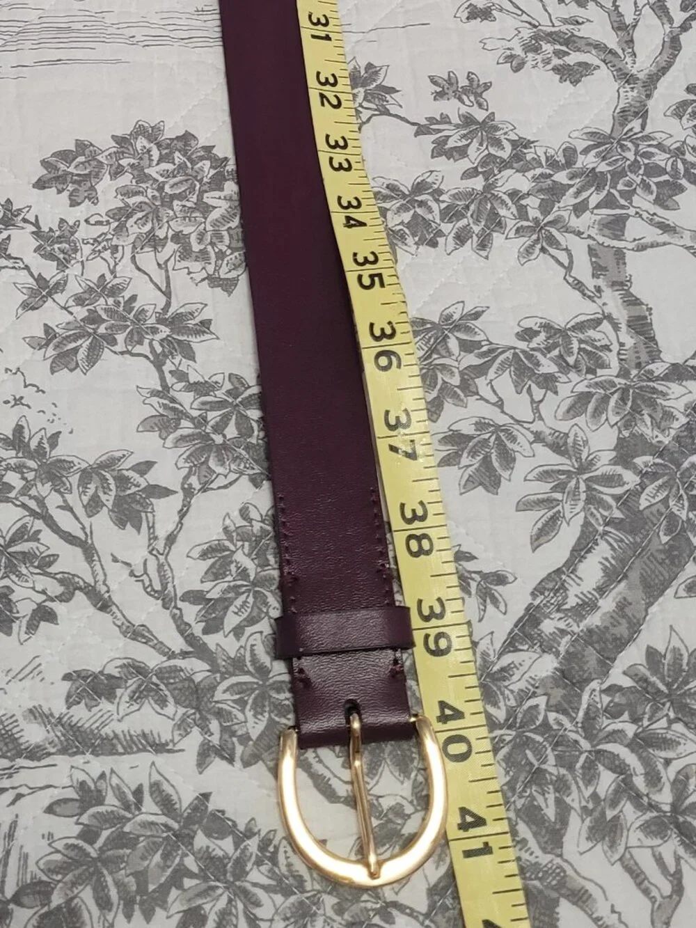 Lauren Plum Colored Belt Size Medium Excellent Condition